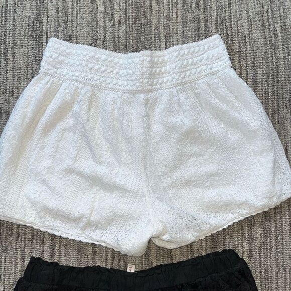 Maurice’s Rewind Women’s Size Small Set of 2 Lace Overlay Shorts Black White - Picture 9 of 9